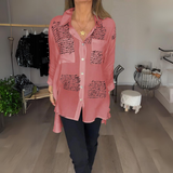 Carla™ | Handgeschriebene Button-Up-Bluse