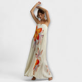 Michelle - Maxikleid mit herzförmigem Ausschnitt und orangefarbigem Blumenmuster