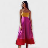 Kleid mit Trägern im Color-Block-Stil