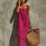 Rotes Damenkleid mit Spaghettiträgern und eckigem Ausschnitt, zeitloser Boho-Resort-Stil
