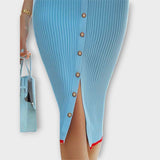 Sina - Elegantes, enges Kleid mit pastellblauen Streifen