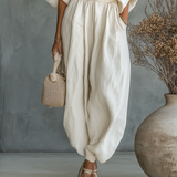 Lisa | Gemütliches Off-Shoulder-Top mit tapered Hosen Ensemble