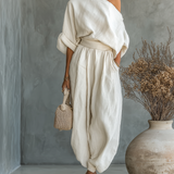 Lisa | Gemütliches Off-Shoulder-Top mit tapered Hosen Ensemble