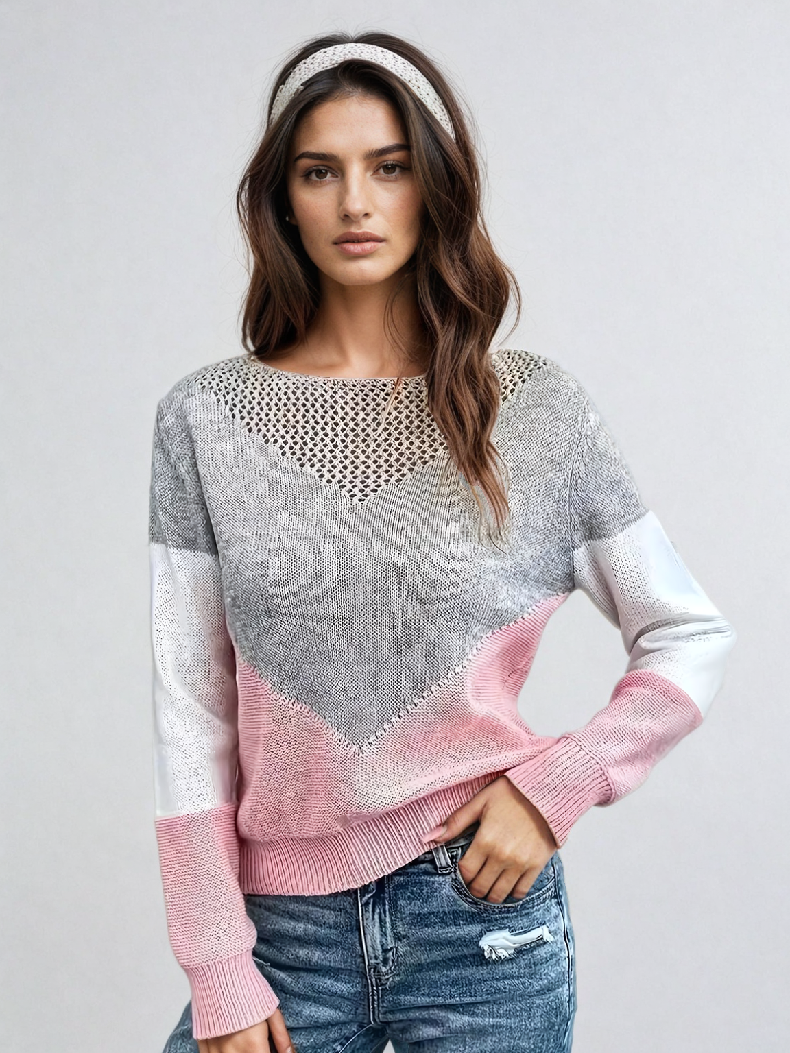 Loose knit sweater with chevron heart, gray and pink, white long sleeves