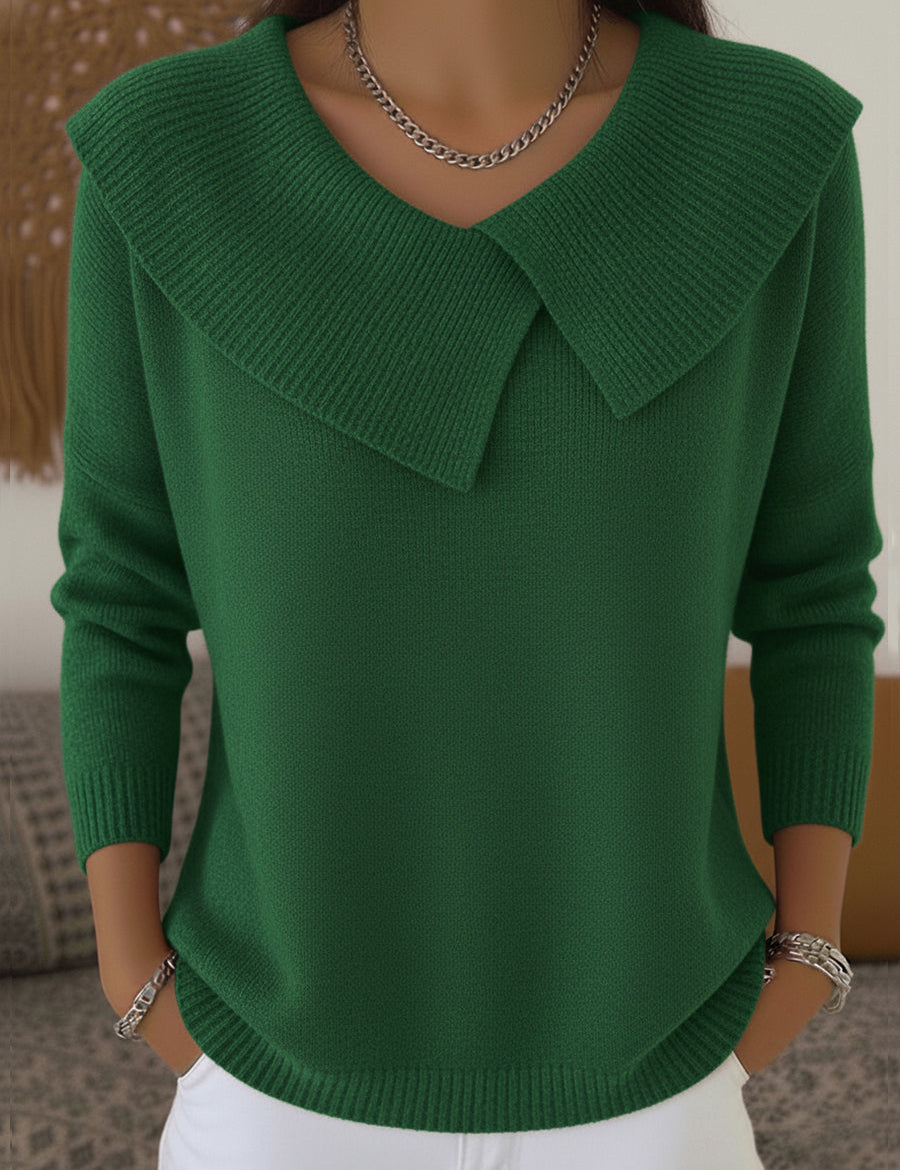 Luna™ women's Christmas sweater, green knit V-neck with wide pointed collar