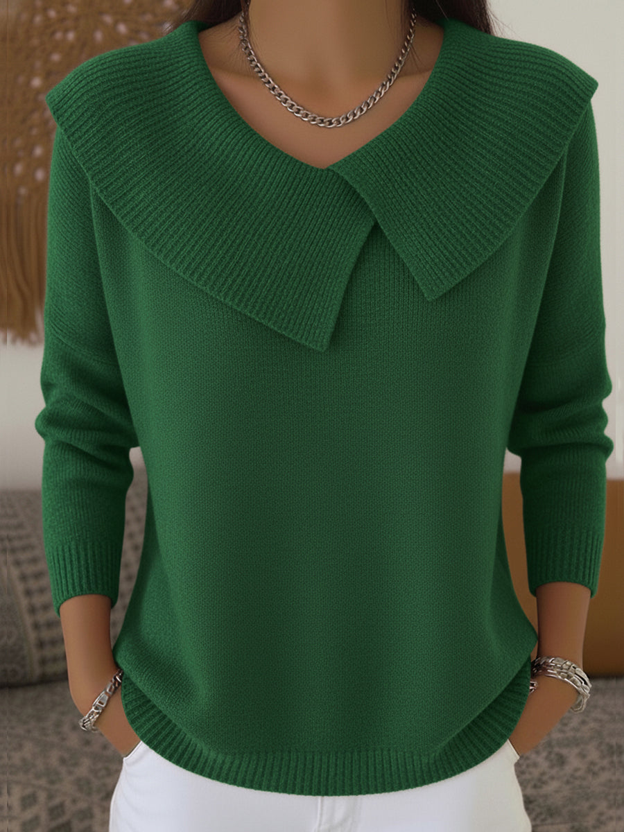 Luna™ women's Christmas sweater, green knit V-neck with wide pointed collar