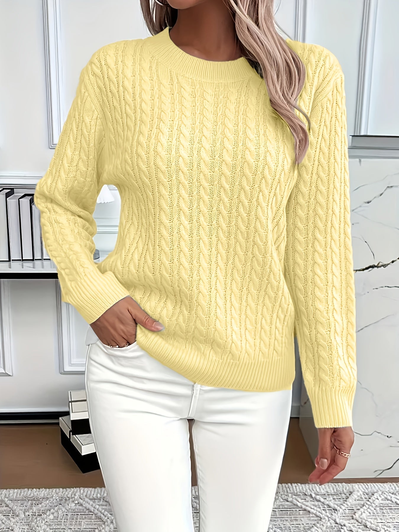 Relaxed cable-knit pullover, pale yellow crew neck, long sleeves
