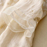 Kourtney™ | Schicke Bluse mit gestickten Akzenten