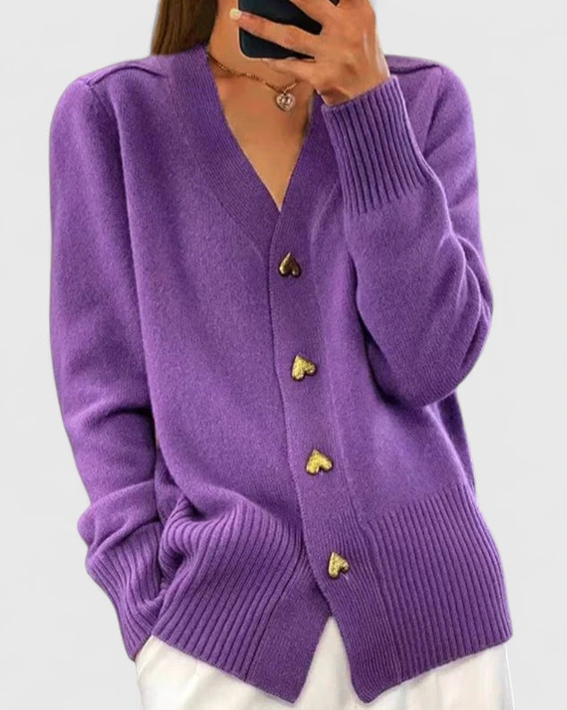 Purple cardigan with V-neck, long sleeves, ribbed cuffs and hem, gold button placket
