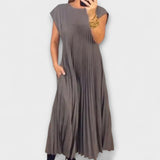 Zairelle – Elegantes Plissiertes Kleid