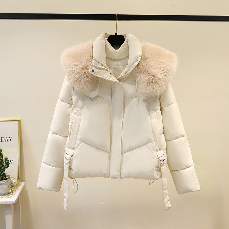 Women's short quilted puffer jacket with faux fur collar, off-white, front zipper, waist ties
