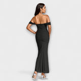 Ione - Figurbetontes Kleid mit schulterfreien und Raffung