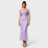 Ione - Figurbetontes Kleid mit schulterfreien und Raffung