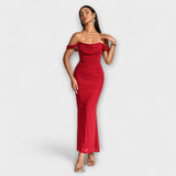 Ione - Figurbetontes Kleid mit schulterfreien und Raffung