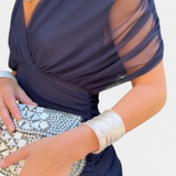 Eryzziah – Elegante Roben mit Blumenmustern