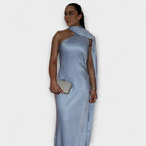 Chic Maxikleid mit schulterfreien Trägern und Nackenband