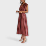 Maria - Elegantes Plissiertes Kleid