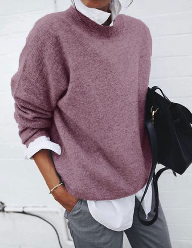 Soft crewneck pullover sweater in rose, long sleeves.