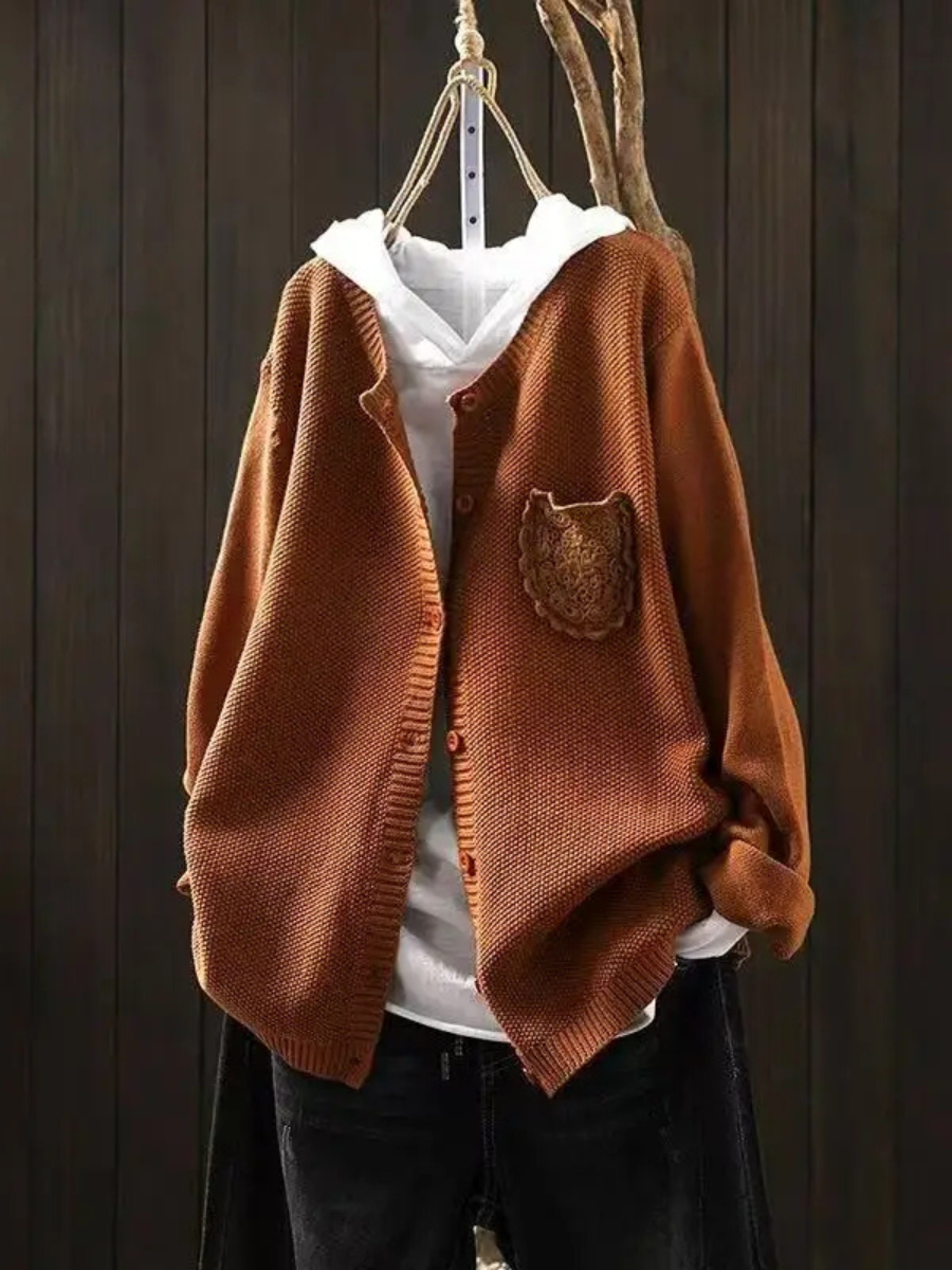 Der Ansley cozy cardigan, rust brown textured knit, button front, cowl hood, patch chest pocket