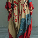 Maxi-Kleid mit Fledermausärmeln und japanischem Rot-Pflaumenblüten-Druck