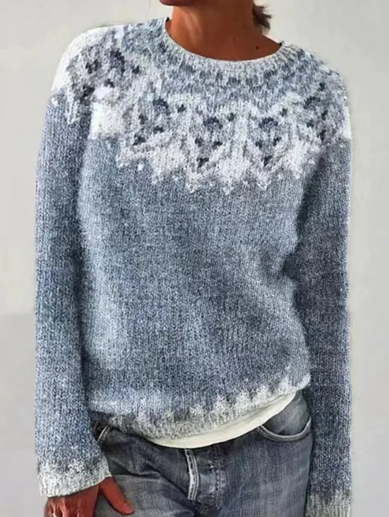 SILVIA retro pullover in light heather gray with dark speckled animal-like motif.