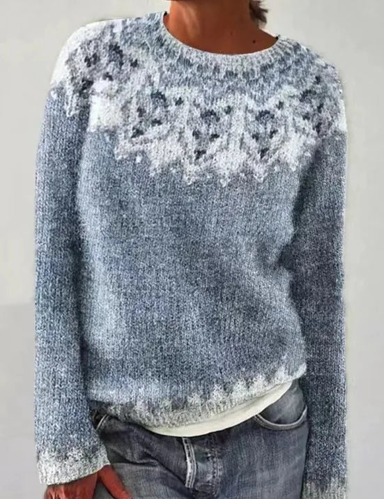 Retro pullover sweater in heather gray with small star-like graphic on front