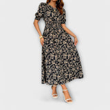 Amelia - Kleid mit Rundhalsausschnitt und floralem Muster