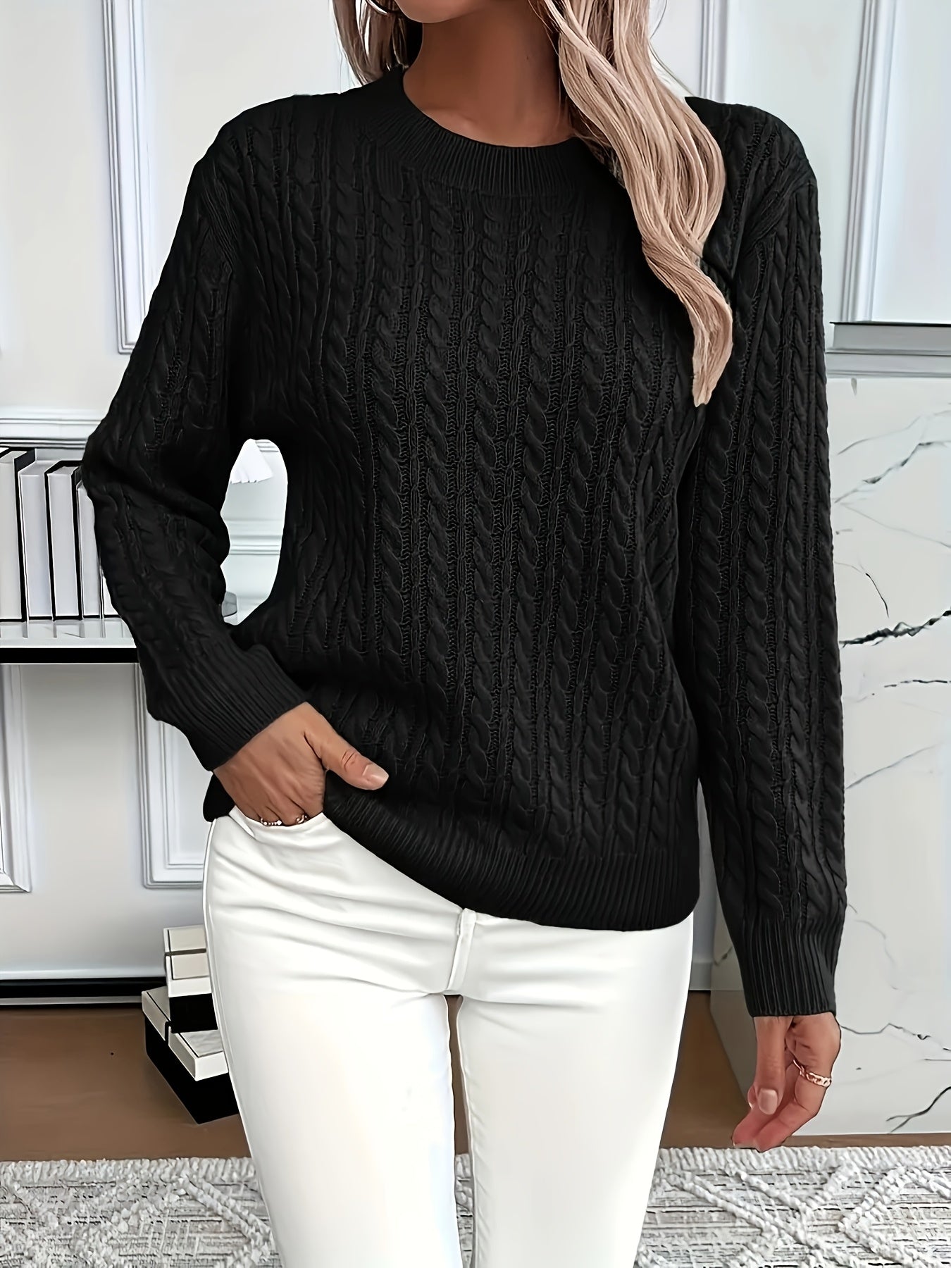 Relaxed cable-knit pullover, black crew neck with long sleeves