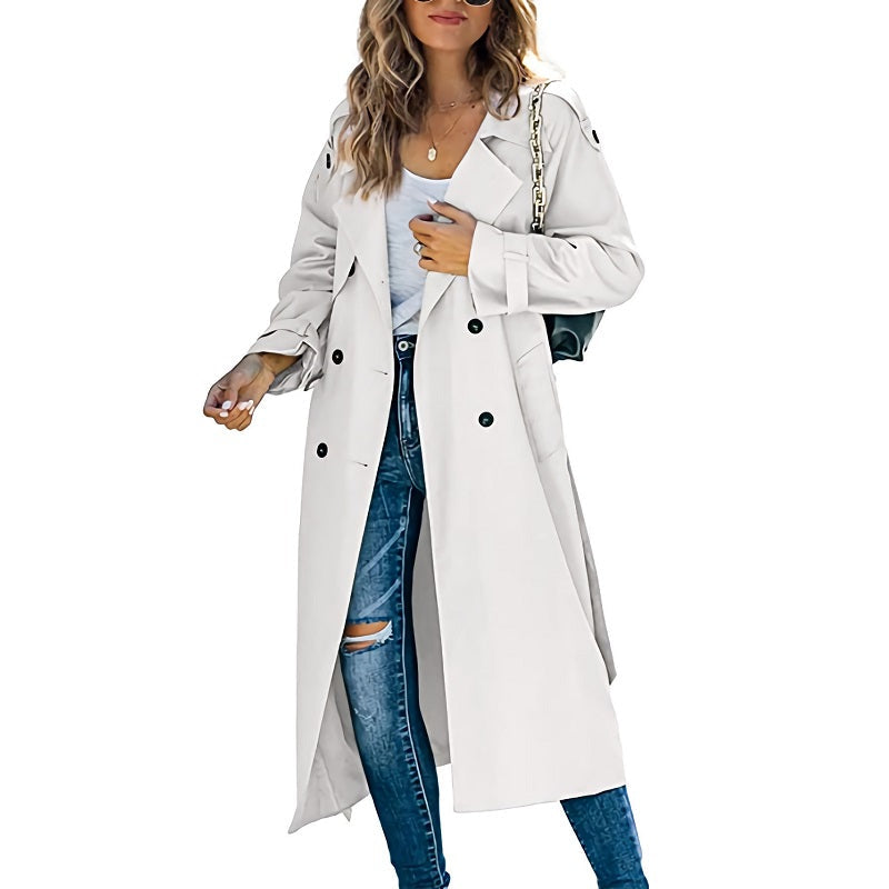 Long white coat with long sleeves and front buttons