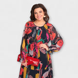 Caroline - Elegante Kleider für kurvenreiche Silhouetten für maximalen Komfort