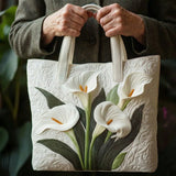Handgefertigte Matelassé-Tasche - Weiße Arums