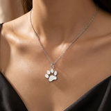 PawNova™ | Elegante Minimalistische Pfoten-Halskette